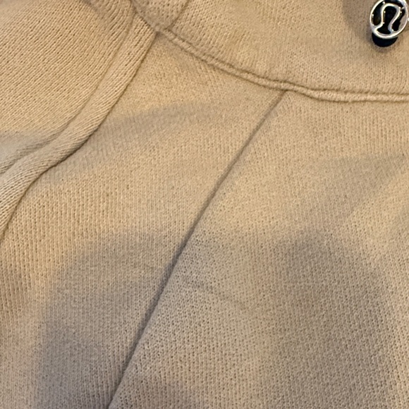 Lululemon Beige Hooded cropped Zip-Up - Picture 6 of 8